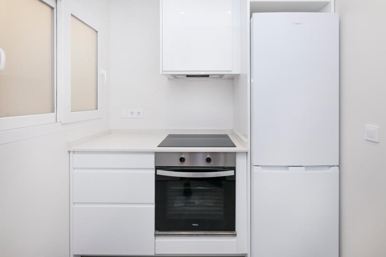 Eugenio City Center Apartment Малага Екстериор снимка